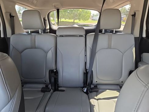 Used 2025 Honda Pilot EX-L image 30