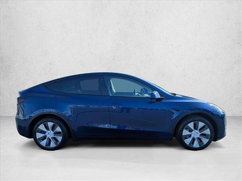 Used 2020 Tesla Model Y Long Range image 4