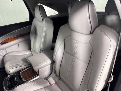 Used 2018 Acura MDX FWD w/ Advance Package image 24