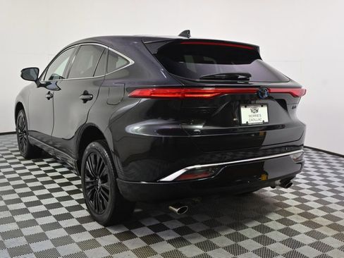 Used 2023 Toyota Venza Nightshade AWD/4WD image 4