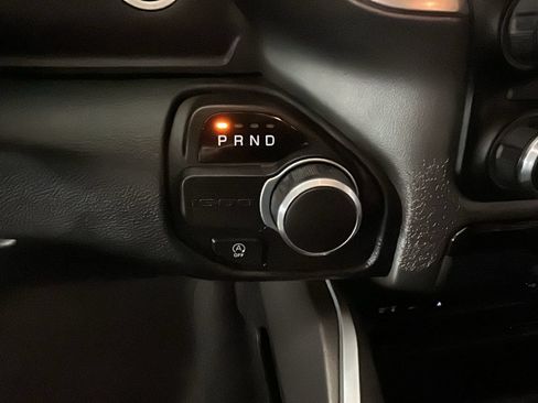 Used 2019 RAM 1500 Big Horn RWD image 25