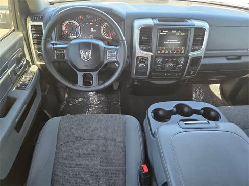 Used 2018 RAM 1500 Big Horn image 10