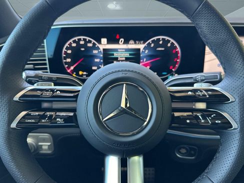 Certified 2025 Mercedes-Benz GLS 450 4MATIC image 17