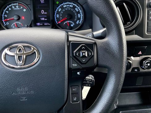 Used 2019 Toyota Tacoma SR AWD/4WD image 19