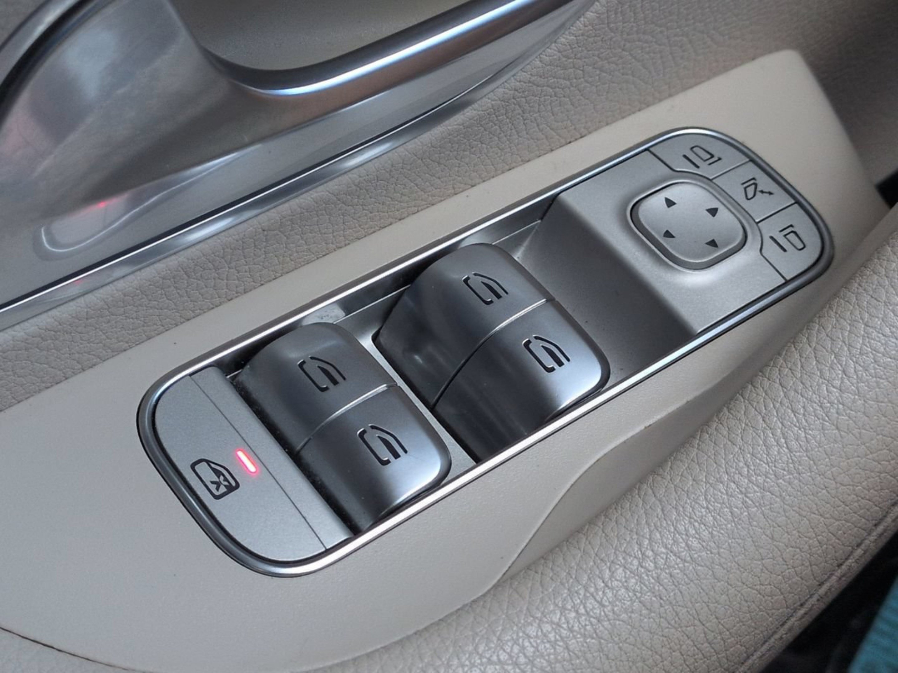 Used 2022 Mercedes-Benz GLE 350 image 31