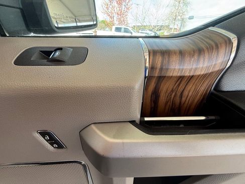 Used 2020 Ford F150 Lariat w/ Equipment Group 502A Luxury image 43