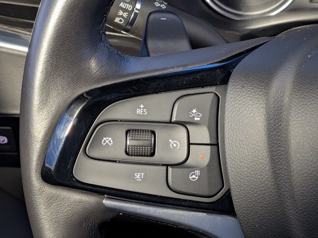 Used 2023 Buick Enclave Essence w/ Experience Buick Package FWD image 27