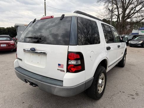Used 2006 Ford Explorer XLS image 4