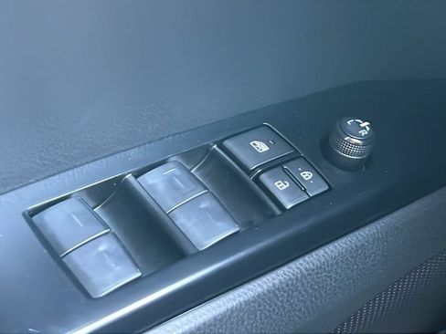 Used 2025 Toyota Camry LE FWD image 17