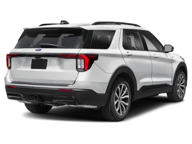Used 2026 Ford Explorer ST-Line w/ ST-Line Street Pack AWD/4WD image 3