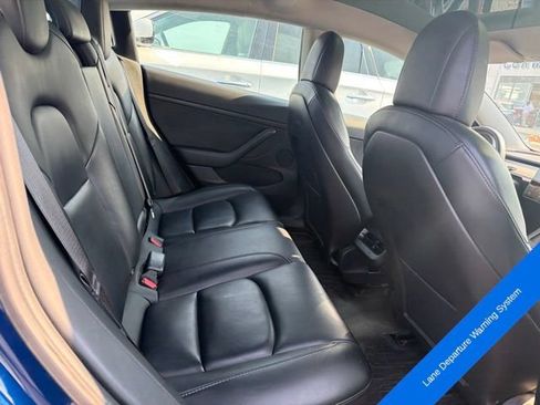 Used 2021 Tesla Model 3 Standard Range Plus RWD image 11