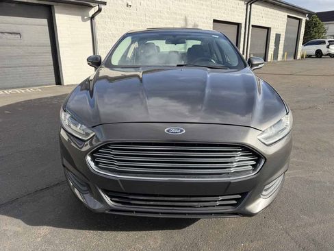 Used 2016 Ford Fusion SE image 7