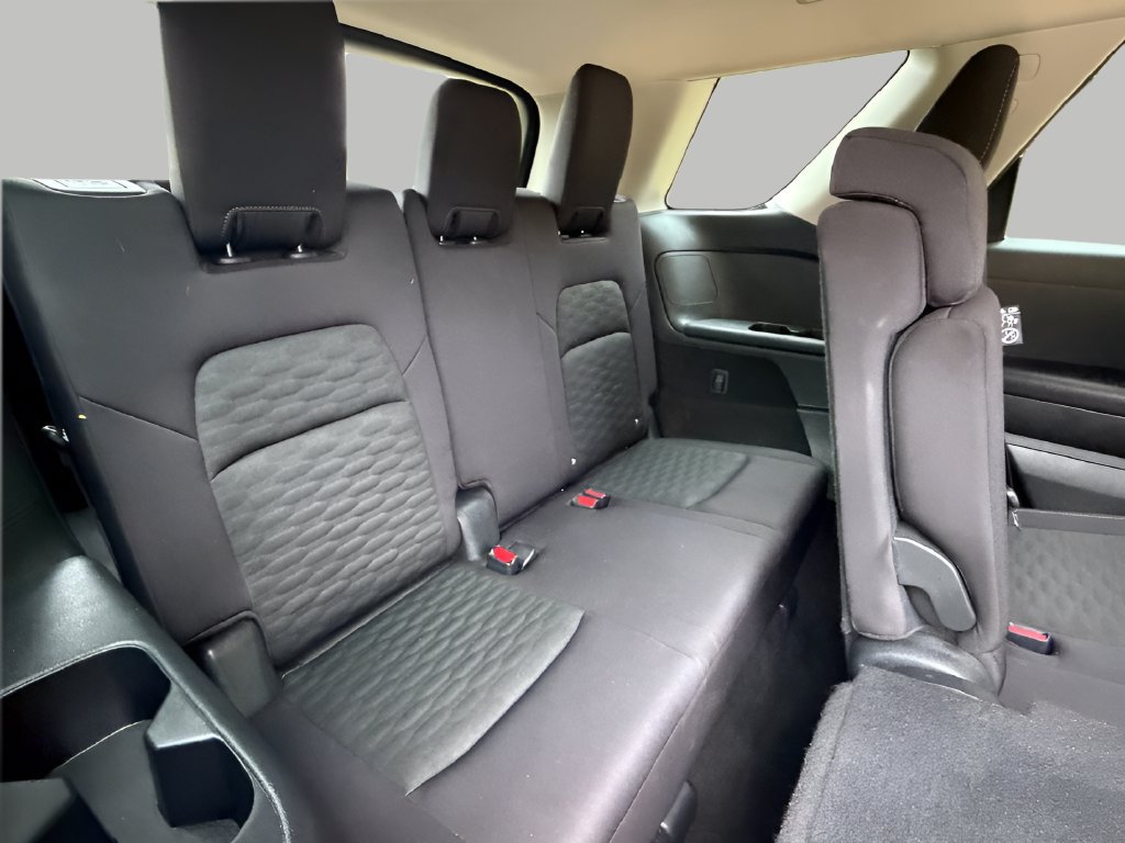 Used 2024 Nissan Pathfinder SV FWD image 7