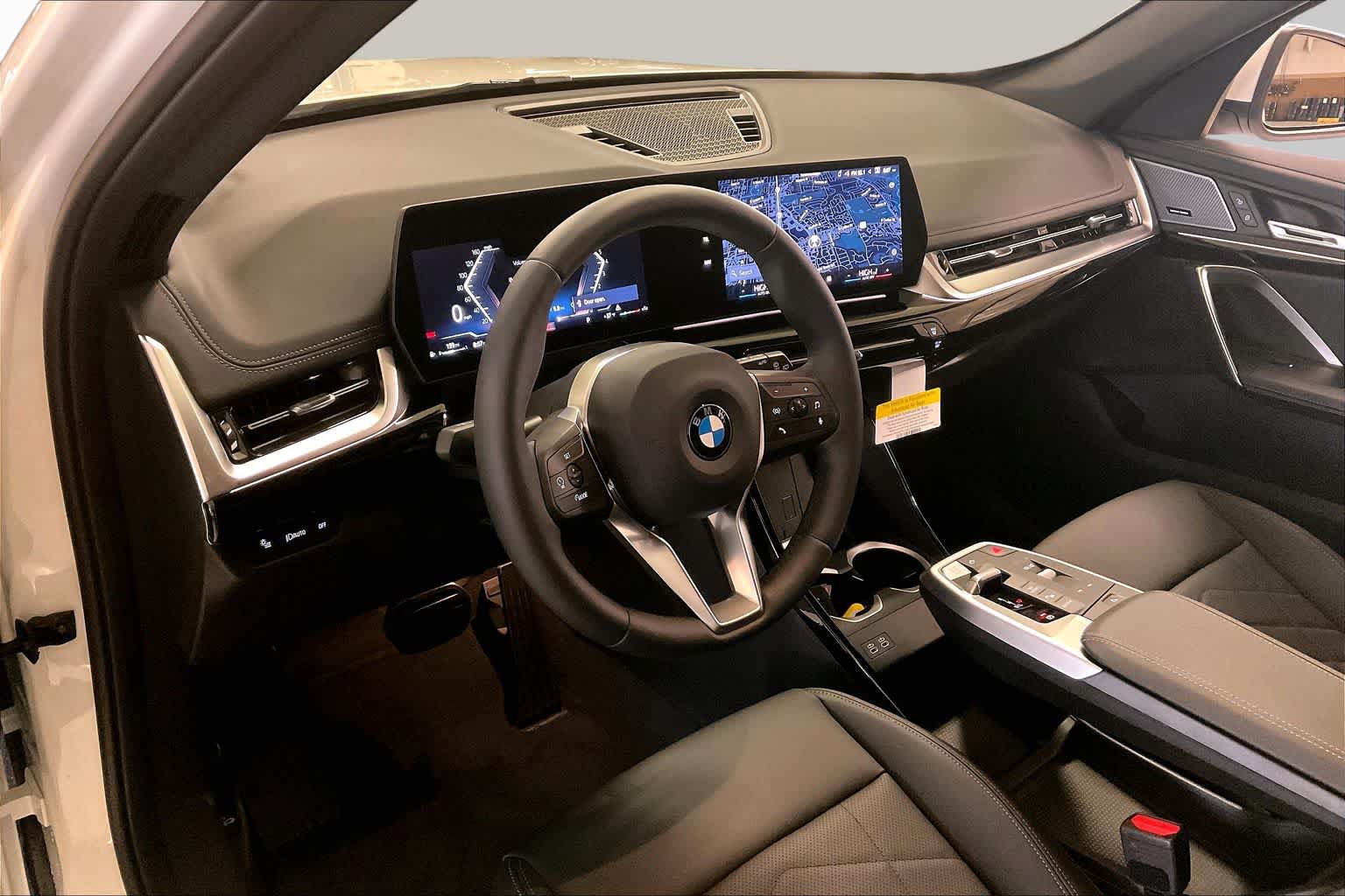 Used 2026 BMW X1 xDrive28i w/ Convenience Package AWD/4WD image 8
