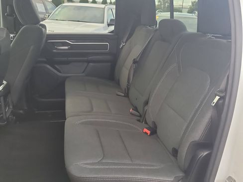 Used 2021 RAM 1500 Big Horn AWD/4WD image 14