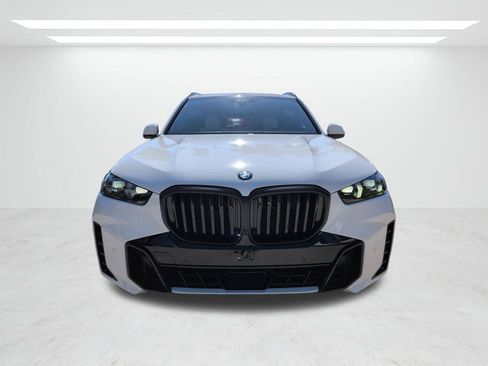 New 2026 BMW X5 xDrive40i w/ M Sport Package AWD/4WD image 9