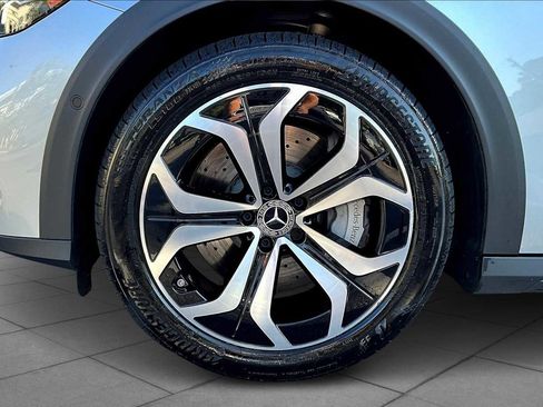 Used 2025 Mercedes-Benz E 450 4MATIC All-Terrain Wagon image 18