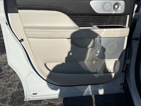 Used 2023 Lincoln Navigator L Black Label image 11