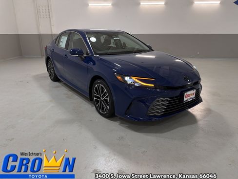 New 2026 Toyota Camry XLE FWD image 4