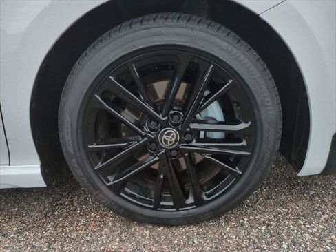 Certified 2025 Toyota Camry SE image 11