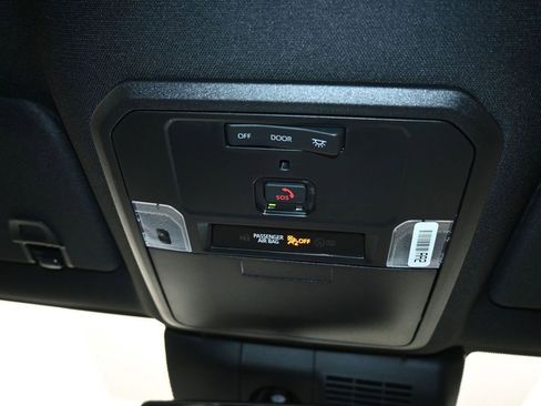 New 2024 Toyota Tacoma TRD Off-Road image 17