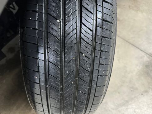 Certified 2024 Chevrolet Equinox LT w/ LPO, Floor Liner Package image 37