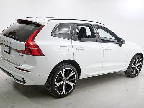 Used 2023 Volvo XC60 B5 Ultimate image 9