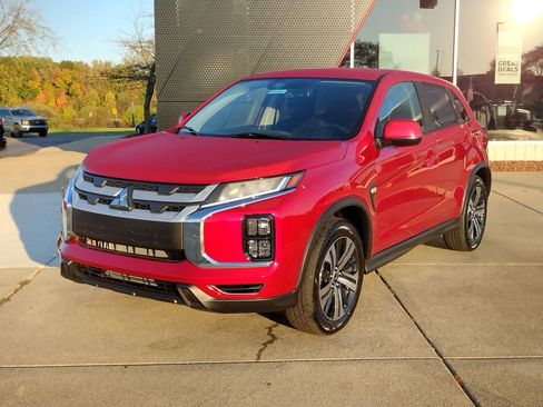 New 2025 Mitsubishi Outlander Sport ES image 1