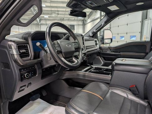 Used 2024 Ford F250 Platinum w/ Tremor Off-Road Package image 16