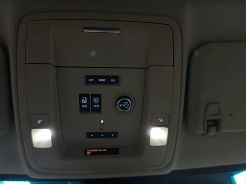 Used 2017 GMC Yukon XL Denali w/ Open Road Package image 33