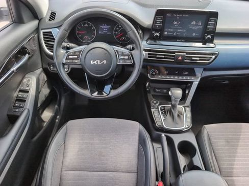 Used 2023 Kia Seltos S AWD/4WD image 27