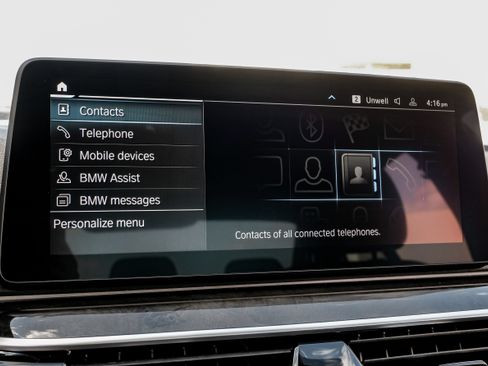 Used 2022 BMW 530e w/ M Sport Package RWD image 26