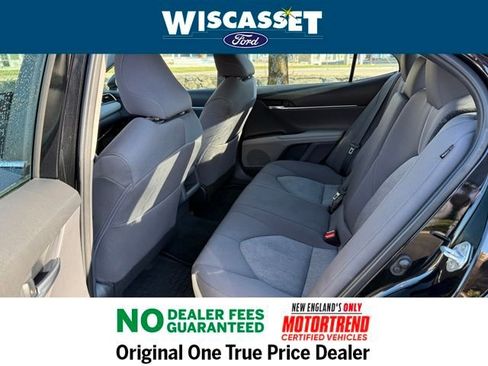 Used 2024 Toyota Camry LE image 5