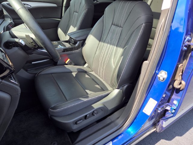 Used 2024 Buick Envision Avenir AWD/4WD image 27