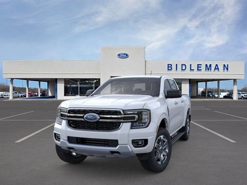 New 2025 Ford Ranger XLT w/ FX4 Off-Road Package AWD/4WD image 2