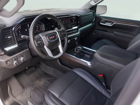 Used 2025 GMC Sierra 1500 SLT AWD/4WD image 13