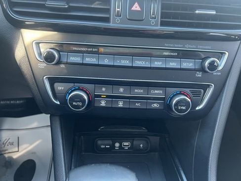 Used 2020 Kia Optima Premium image 19