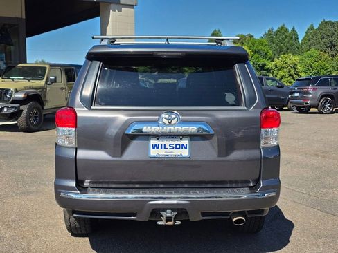 Used 2013 Toyota 4Runner Limited image 4