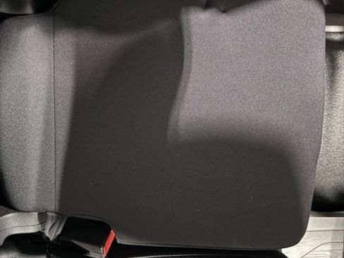 Used 2024 GMC Sierra 1500 Elevation image 27