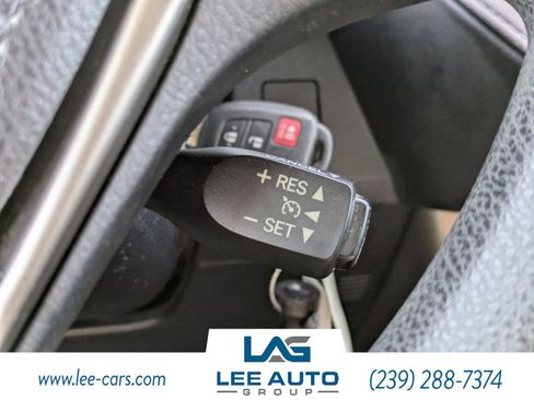 Used 2014 Toyota RAV4 LE image 21