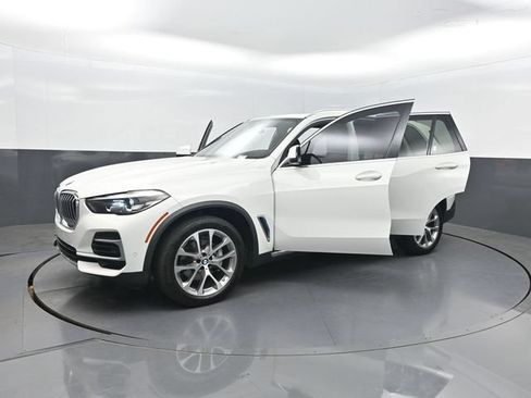 Used 2023 BMW X5 xDrive40i w/ Premium Package AWD/4WD image 40
