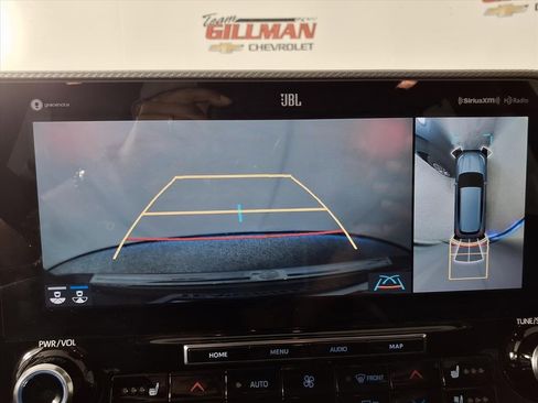 Used 2021 Toyota Highlander Platinum image 4