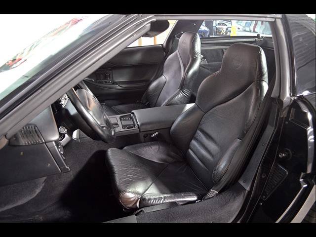 Used 1994 Chevrolet Corvette Coupe RWD image 10
