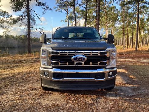 Used 2025 Ford F250 XLT w/ FX4 Off-Road Package AWD/4WD image 8