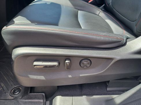 Used 2023 Honda Odyssey Sport image 8