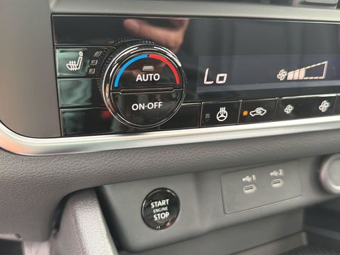 New 2026 Nissan Rogue SV FWD image 27