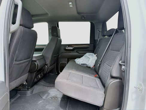 Used 2025 Chevrolet Silverado 2500 LT AWD/4WD image 30