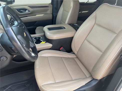 Used 2021 Chevrolet Tahoe Premier AWD/4WD image 12
