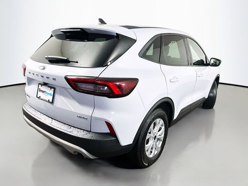 Used 2025 Ford Escape Active AWD/4WD image 7