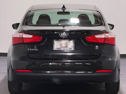 Used 2016 Kia Forte LX FWD image 5